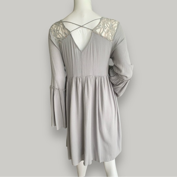 ALTER’D STATE GRAY BOHO LACE BODICE LONG SLEEVE MIDI DRESS. WOMEN’S SIZE SMALL - Picture 2 of 9
